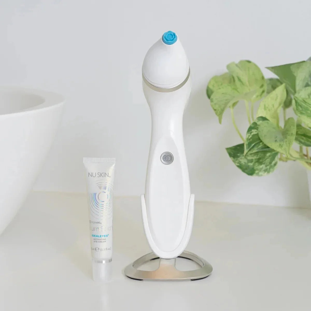Nu Skin LumiSpa iO Accent & ageLOC LumiSpa IdealEyes USA - NewSkinShop